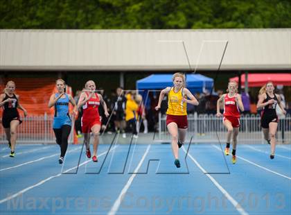 Thumbnail 2 in UHSAA 3A Track and Field Championships photogallery.