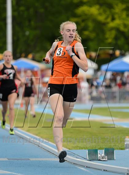 Thumbnail 2 in UHSAA 3A Track and Field Championships photogallery.