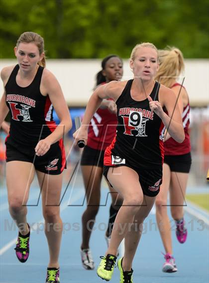 Thumbnail 3 in UHSAA 3A Track and Field Championships photogallery.