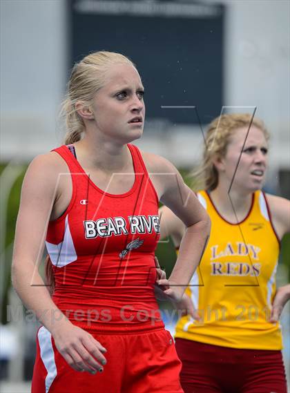 Thumbnail 1 in UHSAA 3A Track and Field Championships photogallery.