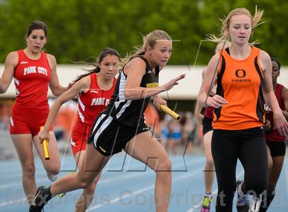 Thumbnail 2 in UHSAA 3A Track and Field Championships photogallery.