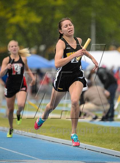 Thumbnail 2 in UHSAA 3A Track and Field Championships photogallery.