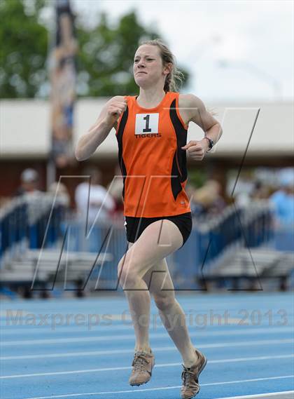 Thumbnail 3 in UHSAA 3A Track and Field Championships photogallery.