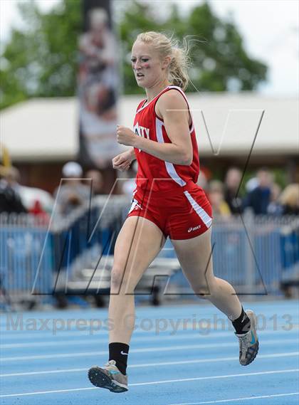 Thumbnail 3 in UHSAA 3A Track and Field Championships photogallery.
