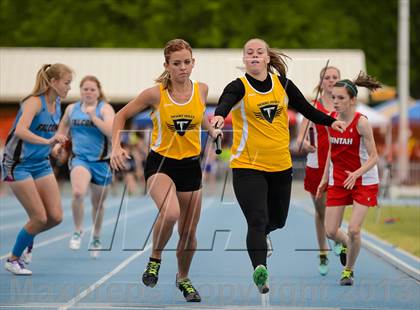 Thumbnail 1 in UHSAA 3A Track and Field Championships photogallery.