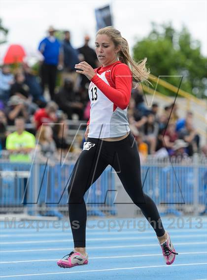 Thumbnail 1 in UHSAA 3A Track and Field Championships photogallery.