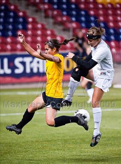 Thumbnail 3 in Alta vs Davis (Utah 5A Final) photogallery.