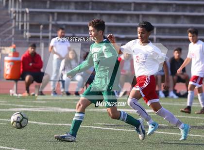 Thumbnail 3 in Hoover vs. Poway (26th Annual San Diego Holiday Classic) photogallery.