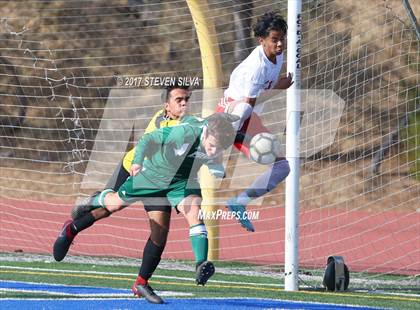 Thumbnail 2 in Hoover vs. Poway (26th Annual San Diego Holiday Classic) photogallery.