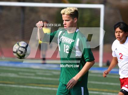 Thumbnail 3 in Hoover vs. Poway (26th Annual San Diego Holiday Classic) photogallery.