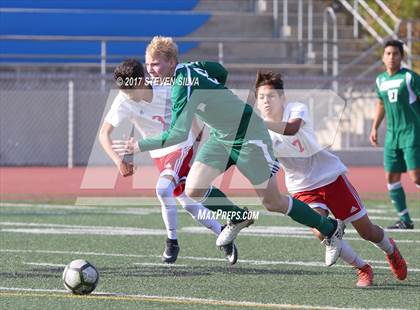 Thumbnail 3 in Hoover vs. Poway (26th Annual San Diego Holiday Classic) photogallery.