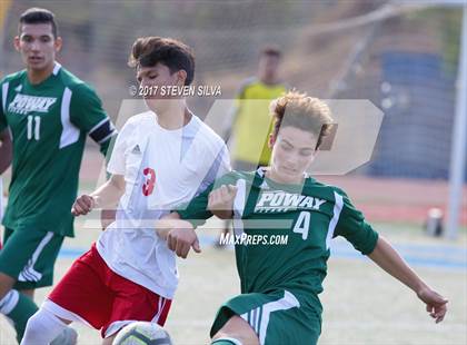 Thumbnail 3 in Hoover vs. Poway (26th Annual San Diego Holiday Classic) photogallery.