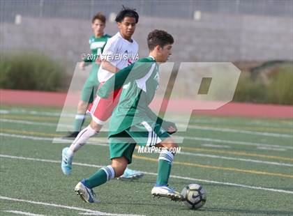 Thumbnail 2 in Hoover vs. Poway (26th Annual San Diego Holiday Classic) photogallery.
