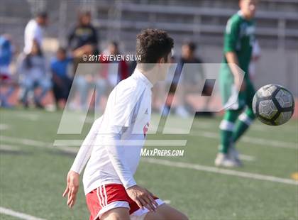 Thumbnail 2 in Hoover vs. Poway (26th Annual San Diego Holiday Classic) photogallery.