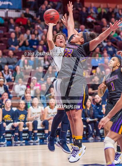 Thumbnail 2 in Career Magnet vs. East Haven (CIAC Class M Final) photogallery.