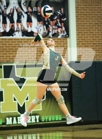Thumbnail 3 in Whitewright vs. Valley Mills (UIL Volleyball 2A Region 2 Semi) photogallery.