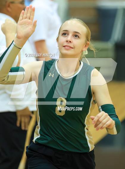 Thumbnail 3 in Whitewright vs. Valley Mills (UIL Volleyball 2A Region 2 Semi) photogallery.