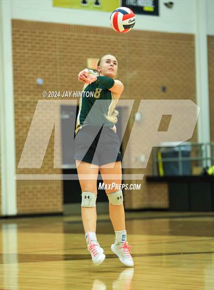 Thumbnail 2 in Whitewright vs. Valley Mills (UIL Volleyball 2A Region 2 Semi) photogallery.
