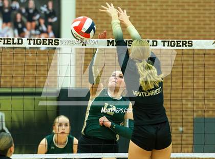 Thumbnail 3 in Whitewright vs. Valley Mills (UIL Volleyball 2A Region 2 Semi) photogallery.