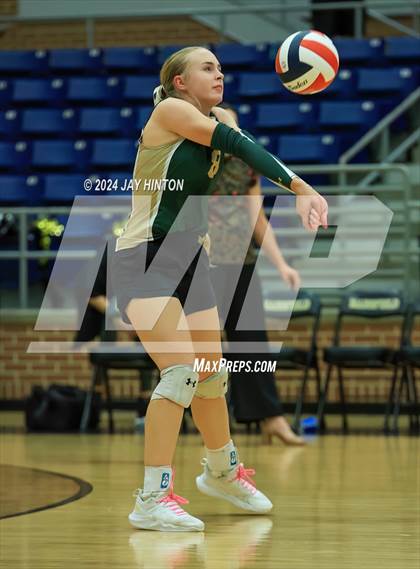 Thumbnail 3 in Whitewright vs. Valley Mills (UIL Volleyball 2A Region 2 Semi) photogallery.
