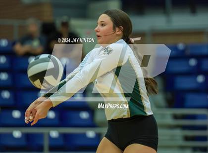 Thumbnail 2 in Whitewright vs. Valley Mills (UIL Volleyball 2A Region 2 Semi) photogallery.