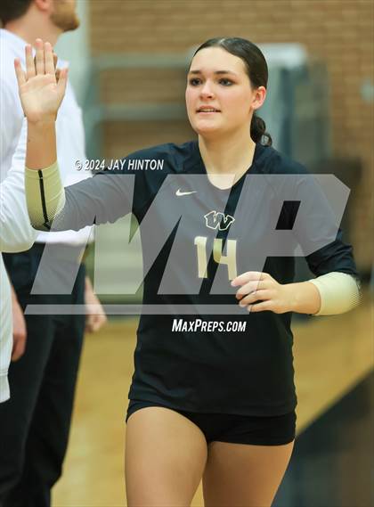 Thumbnail 3 in Whitewright vs. Valley Mills (UIL Volleyball 2A Region 2 Semi) photogallery.
