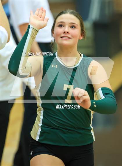 Thumbnail 2 in Whitewright vs. Valley Mills (UIL Volleyball 2A Region 2 Semi) photogallery.