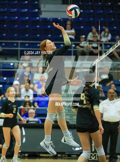 Thumbnail 1 in Whitewright vs. Valley Mills (UIL Volleyball 2A Region 2 Semi) photogallery.