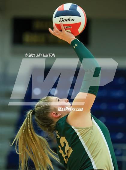 Thumbnail 2 in Whitewright vs. Valley Mills (UIL Volleyball 2A Region 2 Semi) photogallery.