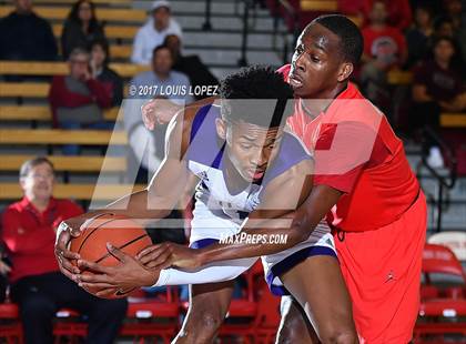 Thumbnail 1 in Foothills Christian vs. Oak Hill Academy (Nike Extravaganza) photogallery.