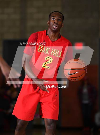 Thumbnail 2 in Foothills Christian vs. Oak Hill Academy (Nike Extravaganza) photogallery.