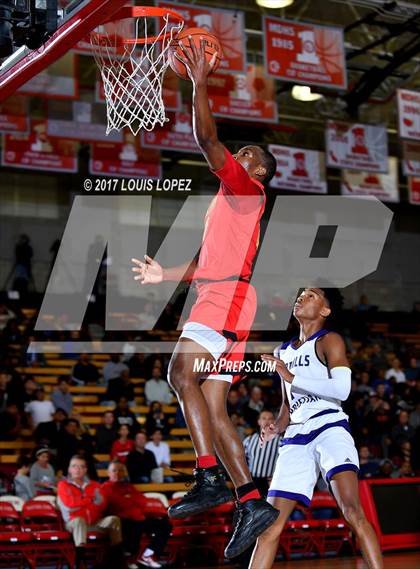 Thumbnail 3 in Foothills Christian vs. Oak Hill Academy (Nike Extravaganza) photogallery.