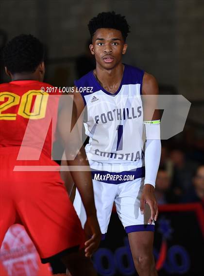Thumbnail 2 in Foothills Christian vs. Oak Hill Academy (Nike Extravaganza) photogallery.