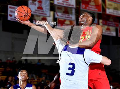 Thumbnail 3 in Foothills Christian vs. Oak Hill Academy (Nike Extravaganza) photogallery.