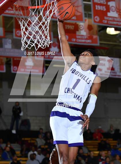 Thumbnail 3 in Foothills Christian vs. Oak Hill Academy (Nike Extravaganza) photogallery.