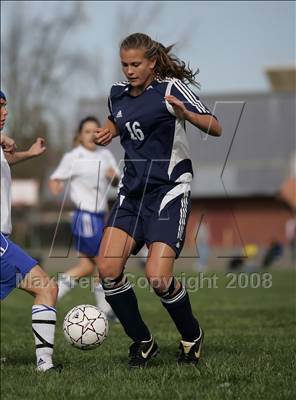 Thumbnail 3 in Lincoln vs. Nevada Union (Kennedy Tournament) photogallery.