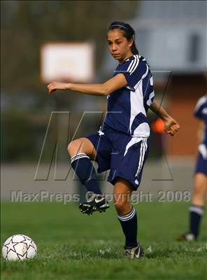 Thumbnail 3 in Lincoln vs. Nevada Union (Kennedy Tournament) photogallery.