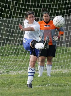 Thumbnail 1 in Lincoln vs. Nevada Union (Kennedy Tournament) photogallery.