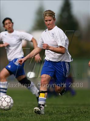Thumbnail 1 in Lincoln vs. Nevada Union (Kennedy Tournament) photogallery.