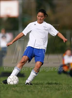 Thumbnail 1 in Lincoln vs. Nevada Union (Kennedy Tournament) photogallery.