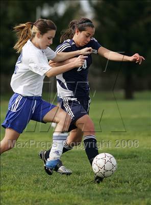 Thumbnail 1 in Lincoln vs. Nevada Union (Kennedy Tournament) photogallery.