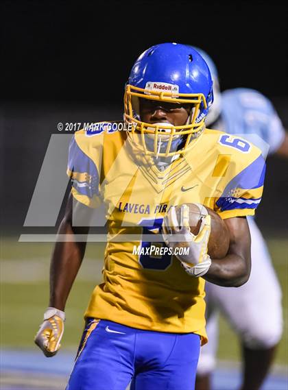 Thumbnail 3 in La Vega @ China Spring photogallery.