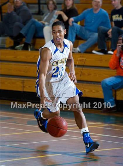 Thumbnail 2 in Arlington vs. Agoura (Santa Barbara Holiday Classic Tournament) photogallery.