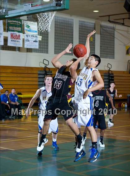 Thumbnail 2 in Arlington vs. Agoura (Santa Barbara Holiday Classic Tournament) photogallery.