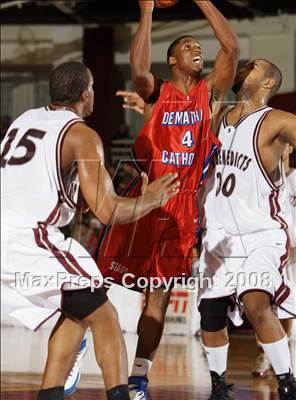 Thumbnail 1 in DeMatha Catholic vs St. Benedict's (Spalding Hoophall Classic) photogallery.