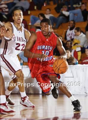 Thumbnail 2 in DeMatha Catholic vs St. Benedict's (Spalding Hoophall Classic) photogallery.