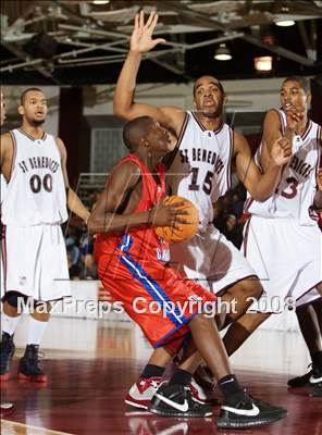 Thumbnail 3 in DeMatha Catholic vs St. Benedict's (Spalding Hoophall Classic) photogallery.