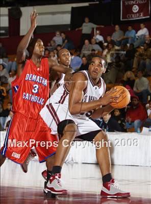 Thumbnail 2 in DeMatha Catholic vs St. Benedict's (Spalding Hoophall Classic) photogallery.