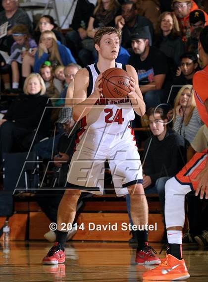 Thumbnail 1 in Cosumnes Oaks vs. Campolindo (Gridley Invitational) photogallery.