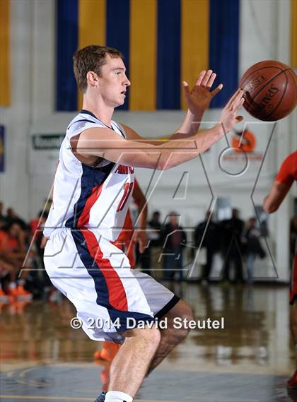 Thumbnail 1 in Cosumnes Oaks vs. Campolindo (Gridley Invitational) photogallery.